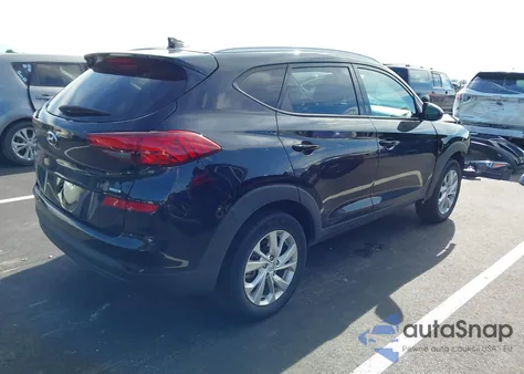 2021 Hyundai Tucson Value z USA, uszkodzony, nr VIN KM8J3CA41MU329248